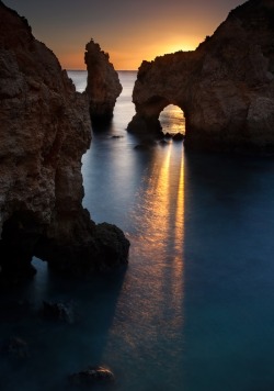 gyclli:  Algarve - Portugal Arch at Paria