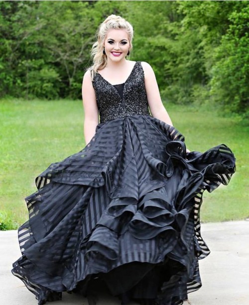 A girl should be two things, classy & fabulous! -Coco Chanel #whatpromdress #blackdress #whatcha