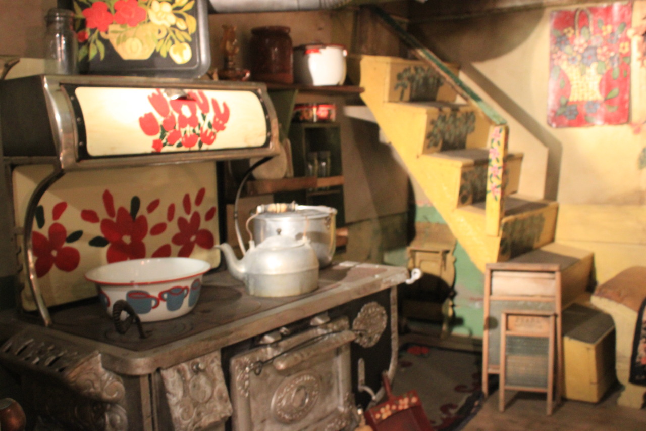 creativenative1981: Maud Lewis House The Art Gallery Of Nova Scotia Halifax, Nova