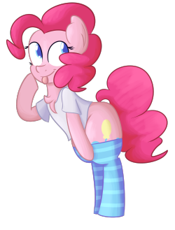 mrdegradation:Ponies in shirts? Pretty cool. Ponies in socks? Even better.&lt;3!  Sexycute Ponk~! c: