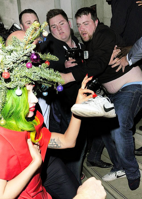 artpopamolly:  a picture is worth a thousand words 