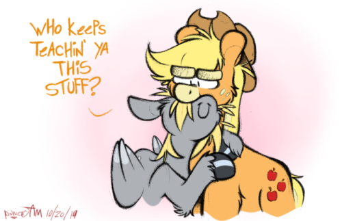 power-jam:Applejack doesn’t know how to deal with her new girlfriend. Send help. Patreon Twitter