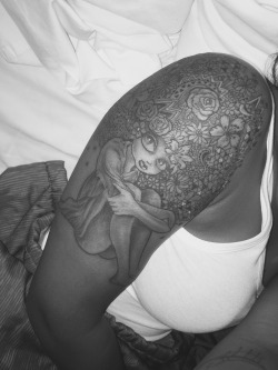 dynastylnoire:  xdevreneex:  Tatt #9 her name is Daisy🌻🍃  OMG BEAUTIFUL 