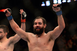 ufcmmapictures:  Latest UFC 167 odds, online betting guide for ‘St. Pierre vs Hendricks’ in Las Vegas FREE ษ AMAZON GIFT CARD