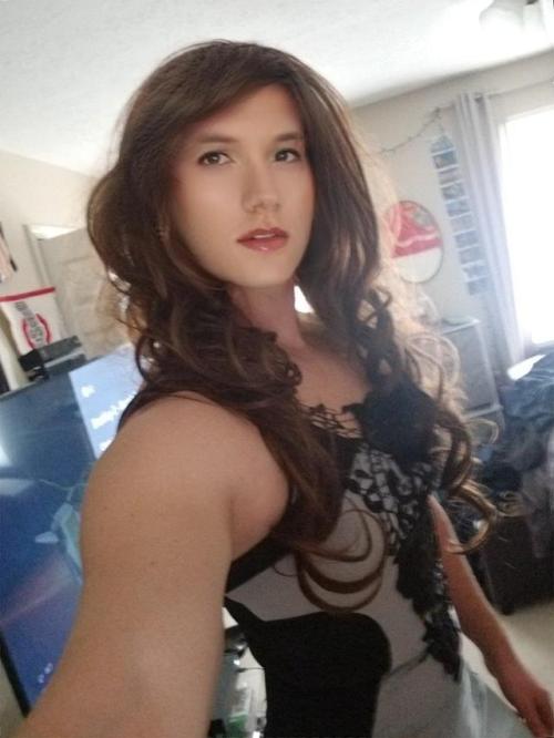 jane-cd-0546:Playing with a make-up app I wish I could do it myself this good… Lol