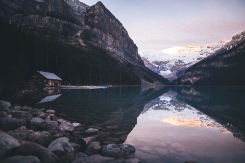 jakeelko:  Lake Louise, Banff@jakeelkoinstagram- @lordelko