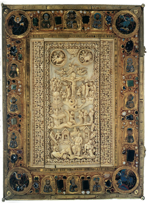snowwhitekilledthehuntsman: Das Perikopenbuch Heinrichs II. ( München, Bayrische Staatsbibliothek) D