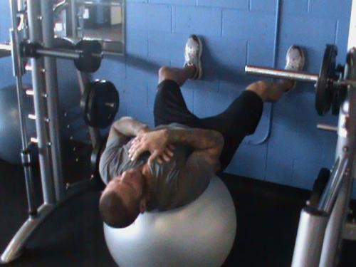 O.O mind teaching me how to do this workout Randy?!