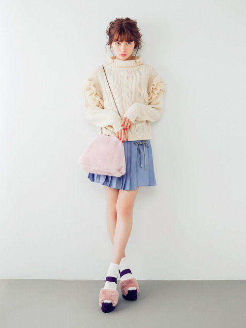 merry jenny｜メリージェニー公式通販│ランウェイチャンネル【八木アリサコラボ】ファーがま口bagの詳細情報| RUNWAY channel(ランウェイチャンネル)(281531903001)