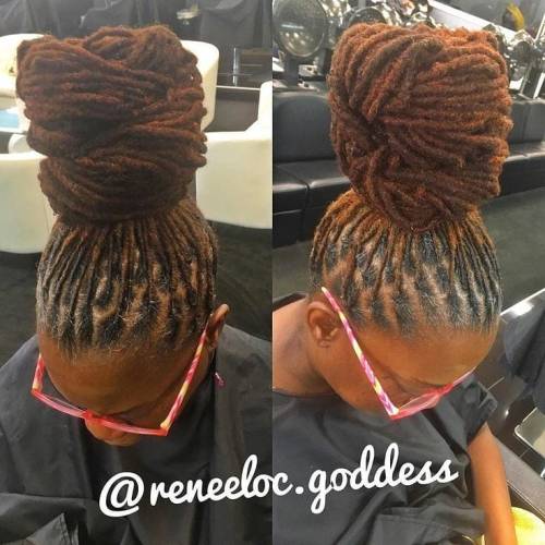 Wow this bun gives me life!!! Source: @reneeloc.goddess #Naturalhair #naturalbeauty #teamnatural #lo