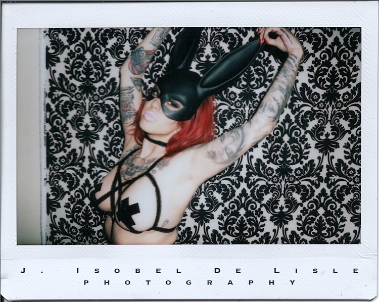 jisobeldelisle:  SarElle© J. Isobel De Lisle photographyBuy these original one of