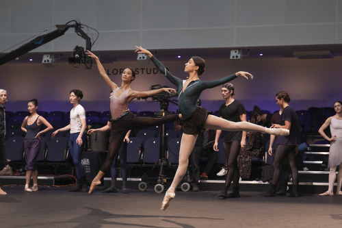 kameliendame:Dancers of the Royal Ballet in class during World Ballet Day (click on images for names