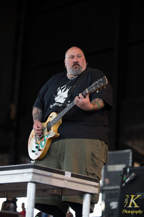 Bowling For Soup having a great time at Warped tour at Darien Lakes (Buffalo, NY) on 7.8.14 Copyrigh