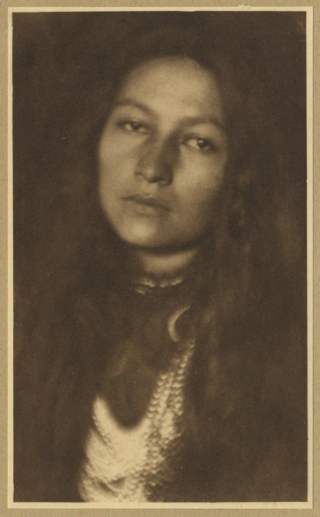 fragrantblossoms: Joseph Keiley.  Zitkala-Sa, 1901. 