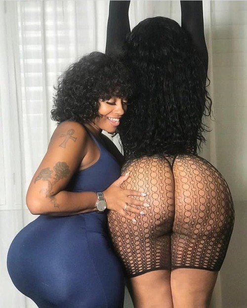 thickaddiction:  @thereal.lethallipps @darealcherokeedass adult photos