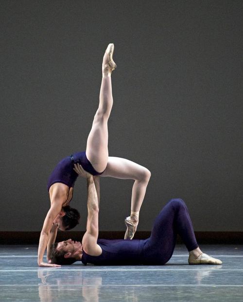 Lia Cirio and Sabi Varga in Christopher Wheeldon’s Polyphonia. Boston Ballet. Boston Opera House. Fe