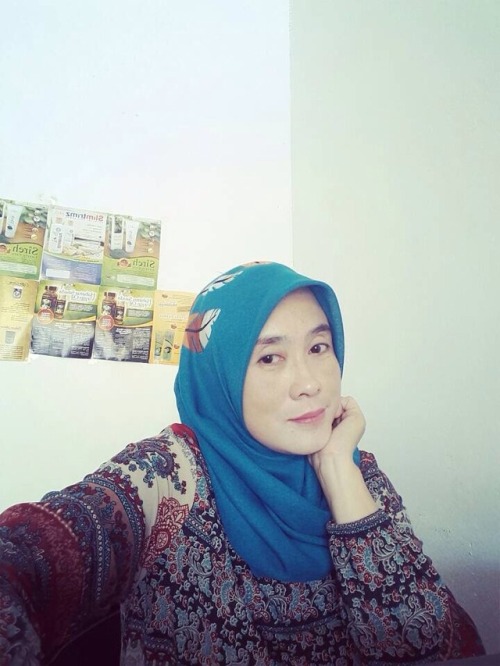 fotograf6789:Bini orang,suka scandle,dok muar,spe dekat ngn muar tu boleh lah try adjust bini orang 