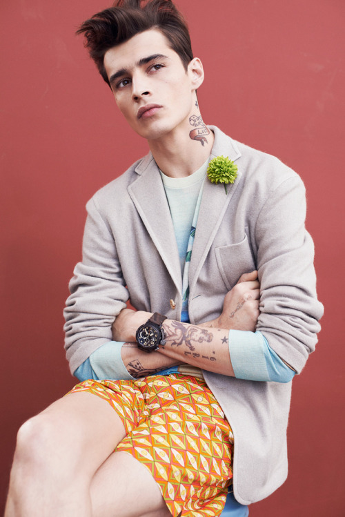 model-hommes:  Adrien Sahores for Apropos S/S 2015.