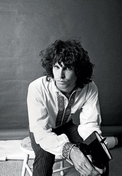 babeimgonnaleaveu:   Jim Morrison photographed