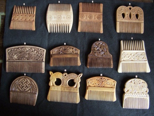 heronskeleton: Viking Combs. The Vikings were very particular about their hair.