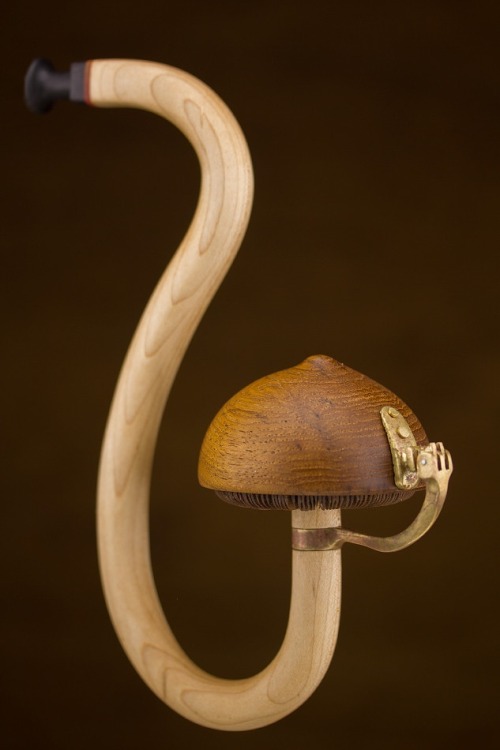 peaceful-moon: Psilocyben mushroom pipe.