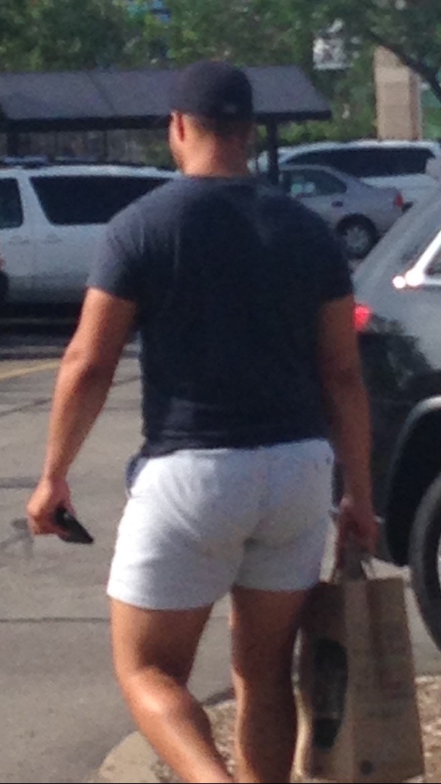 daresaypj:  realcandidmen:  Real, Candid Reblog. What can I say? I’m a sucker for