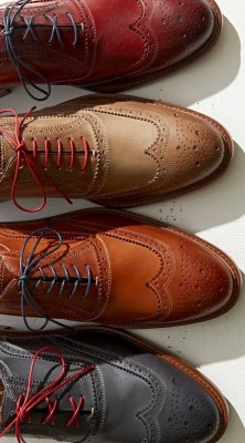 hucklebury:  Wingtips and Brogue