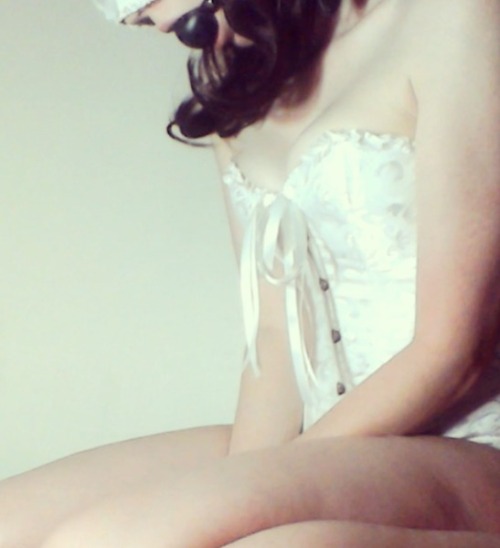 scarlett-screamer-xxx:  One of my “Innocence Corrupted” photos from last night.