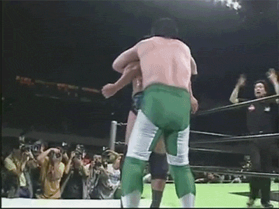 jaidefinichon:  la lucha libre es falsa……..  No mames lo mato este hijueputa