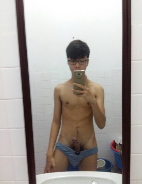 singaporedude-sg: Part ½