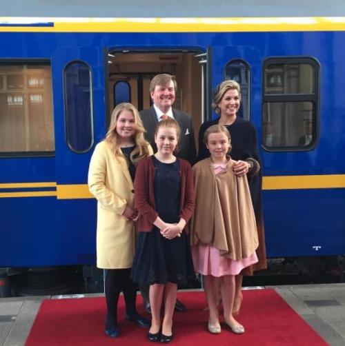 drubles-bestgum1:Koningsdag 2017: The Dutch Royal family arrive in TIllburg to celebration King Will