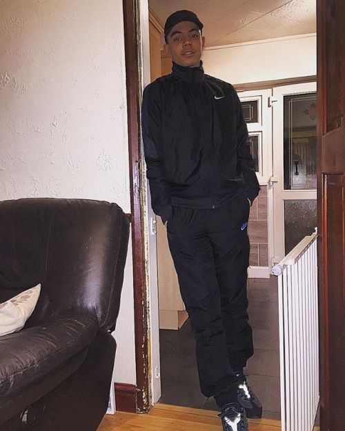 ladsandscallys2:  Uk lad