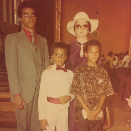 Mixed Igbo-Irish family. 1980 in Nsukka.