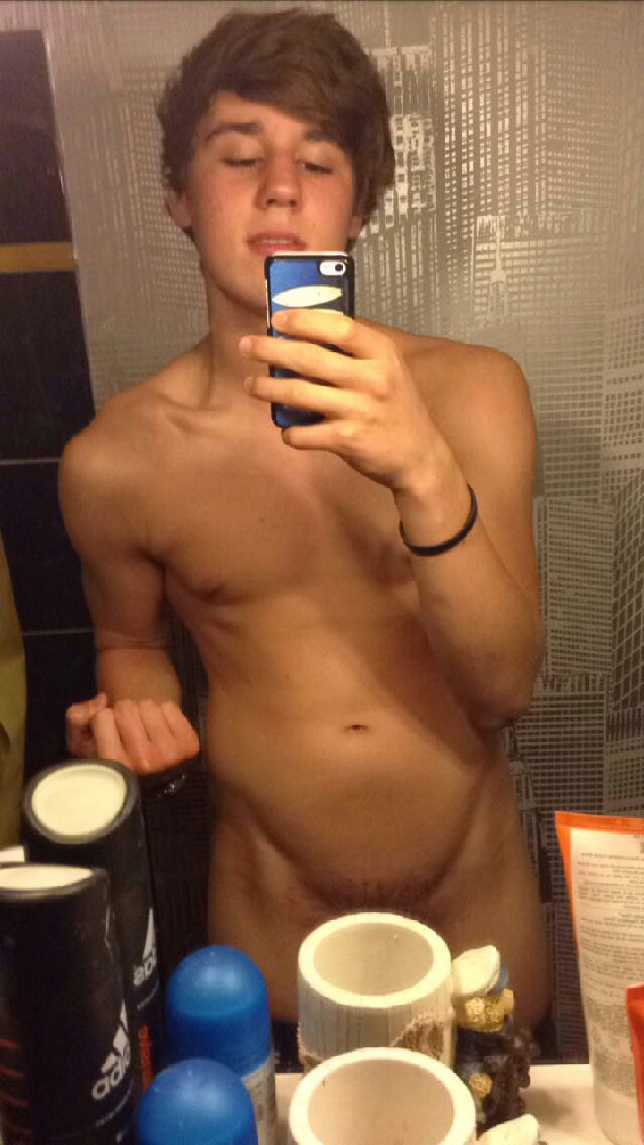 TEC1NUDES 