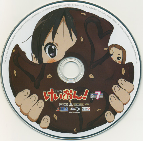 alexisbbydoll:keionism-deactivated20170325:K-On! Blu-Ray Labels.holy moly. buying them in blu-ray to