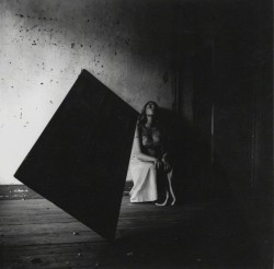 vivipiuomeno1: Francesca Woodman (1958-1981)