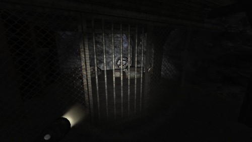 Some screenshots from the beginning of Penumbra: Overture (2007).