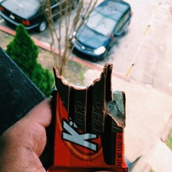 young-hot-ebony:  I can’t break u off, I eat the whole thang
