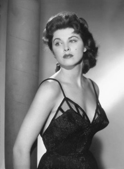 denverbob:  Tina Louise -tina10