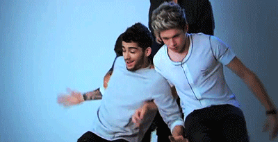onedirection-damnthoseboys:  Ziall is impossible to hate #admitit