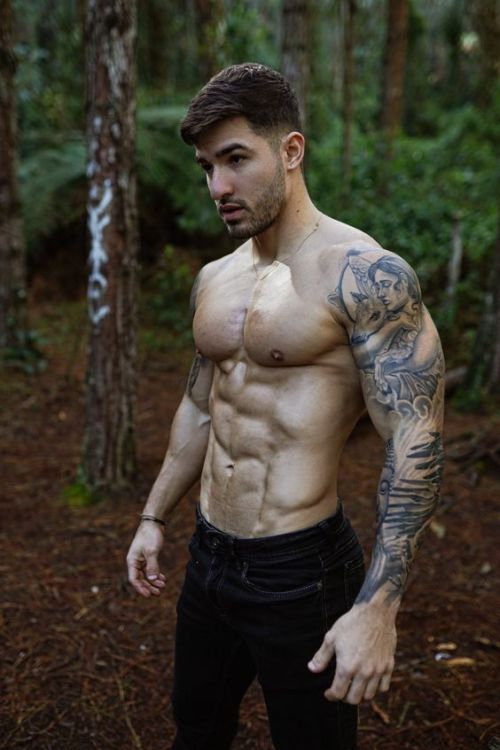 carlos-martakis: