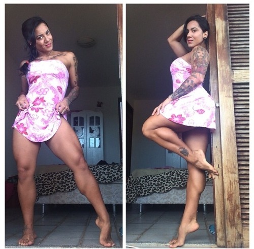 dailyfitnessbabes:  via [Hot Fitness Babes]
