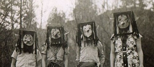 horrorandhalloween:It is an established fact that old timey Halloween costumes are waaaay scarier th