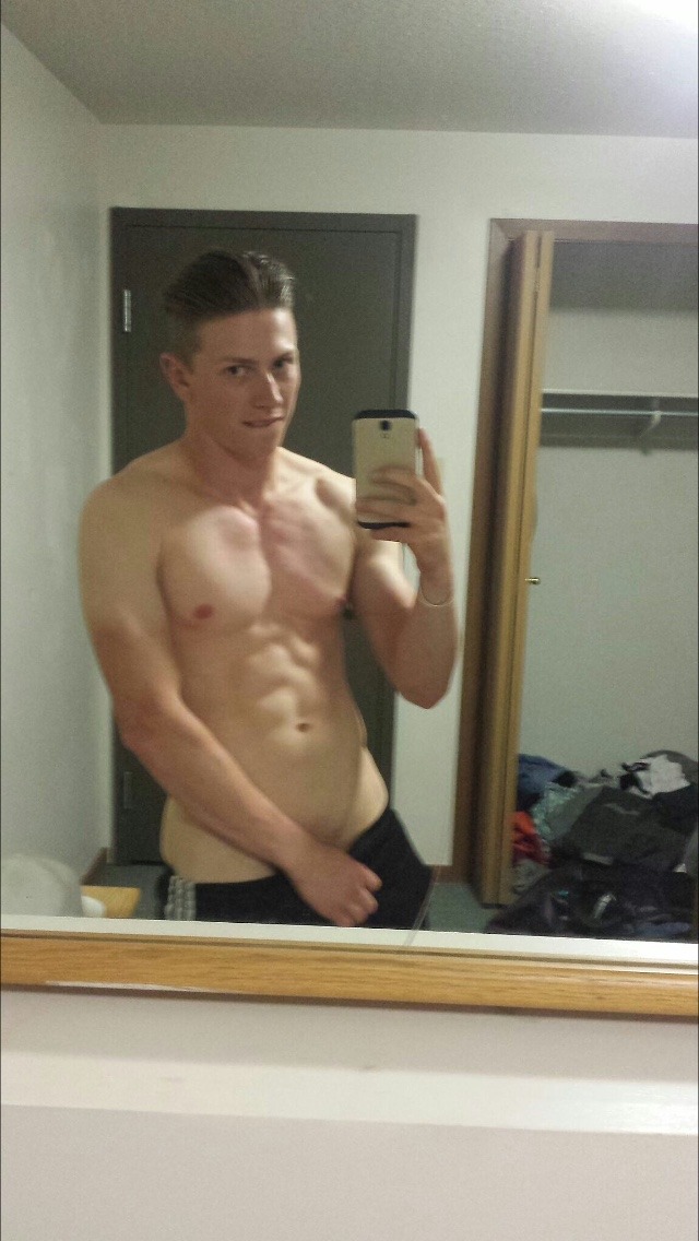 jessicajohnson242:  Ooh Benny Benny 