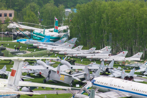 rocketumbl:  The Central Museum of the Air Forces at Monino