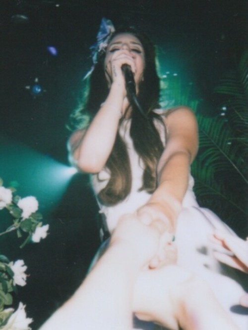 mmademyeyesburn:  ♛♡Lana and Marina blog♡♛