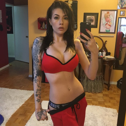 imstillnotnude