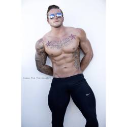 Muscle Worship & Muscle Fetish