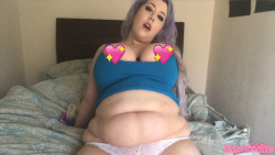 Fatphrodite:  Booby Screenshots From My Recent Video~ Clips4Sale // Manyvids  Wow!