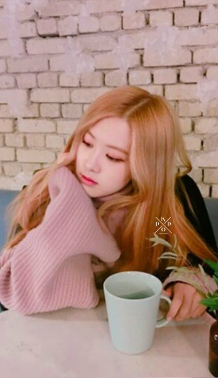 kpop-locks:  rosé ; gf materiallike/reblog porn pictures